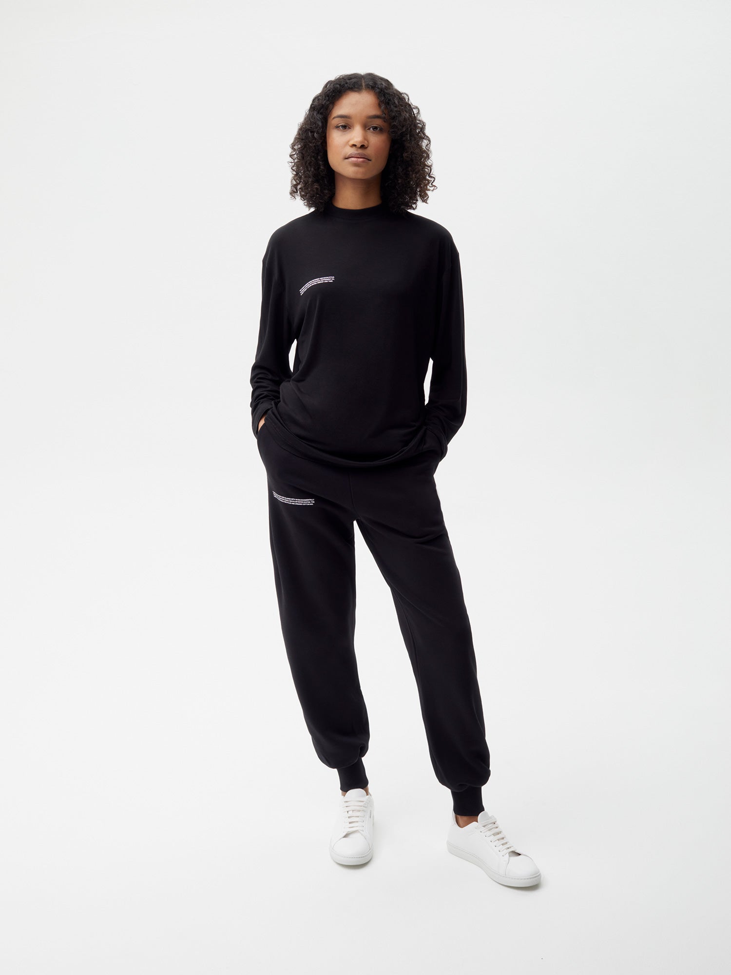 C Fibre Lightweight Crew Neck Black