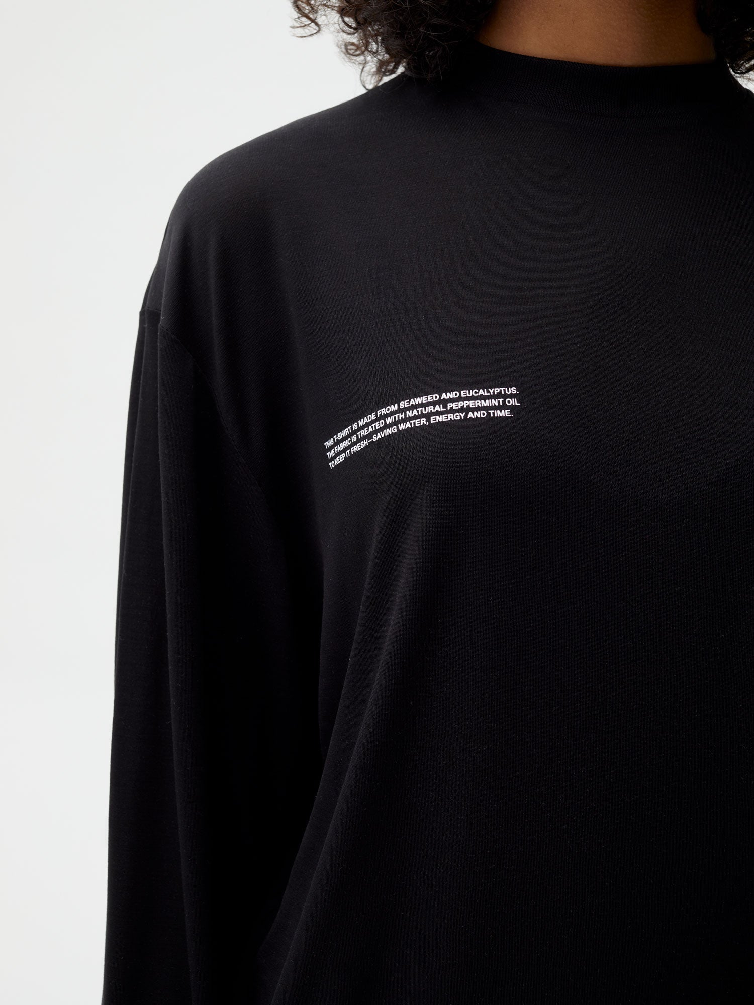 C Fibre Lightweight Crew Neck Black