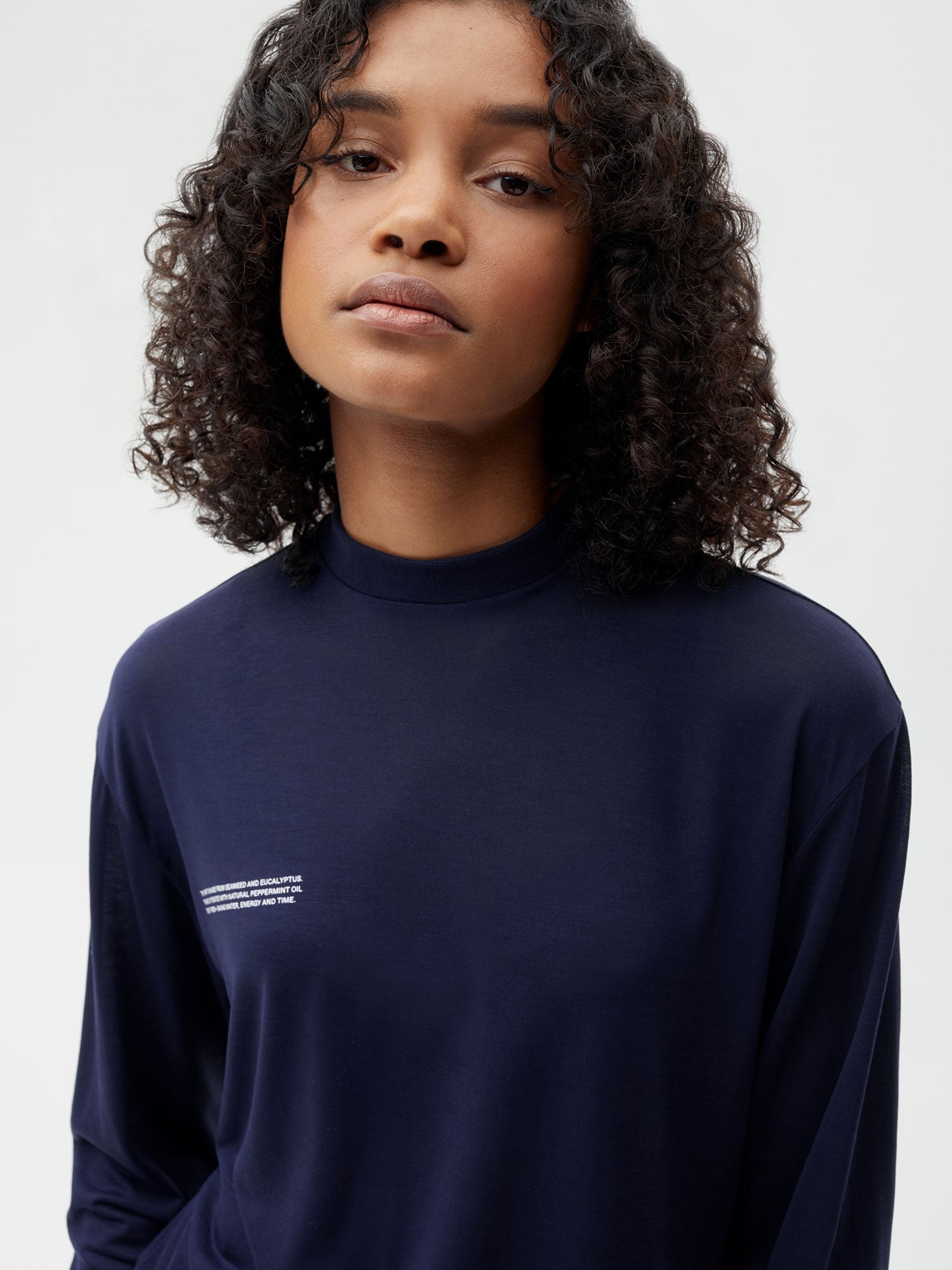C Fibre Lightweight Crew Neck Navy