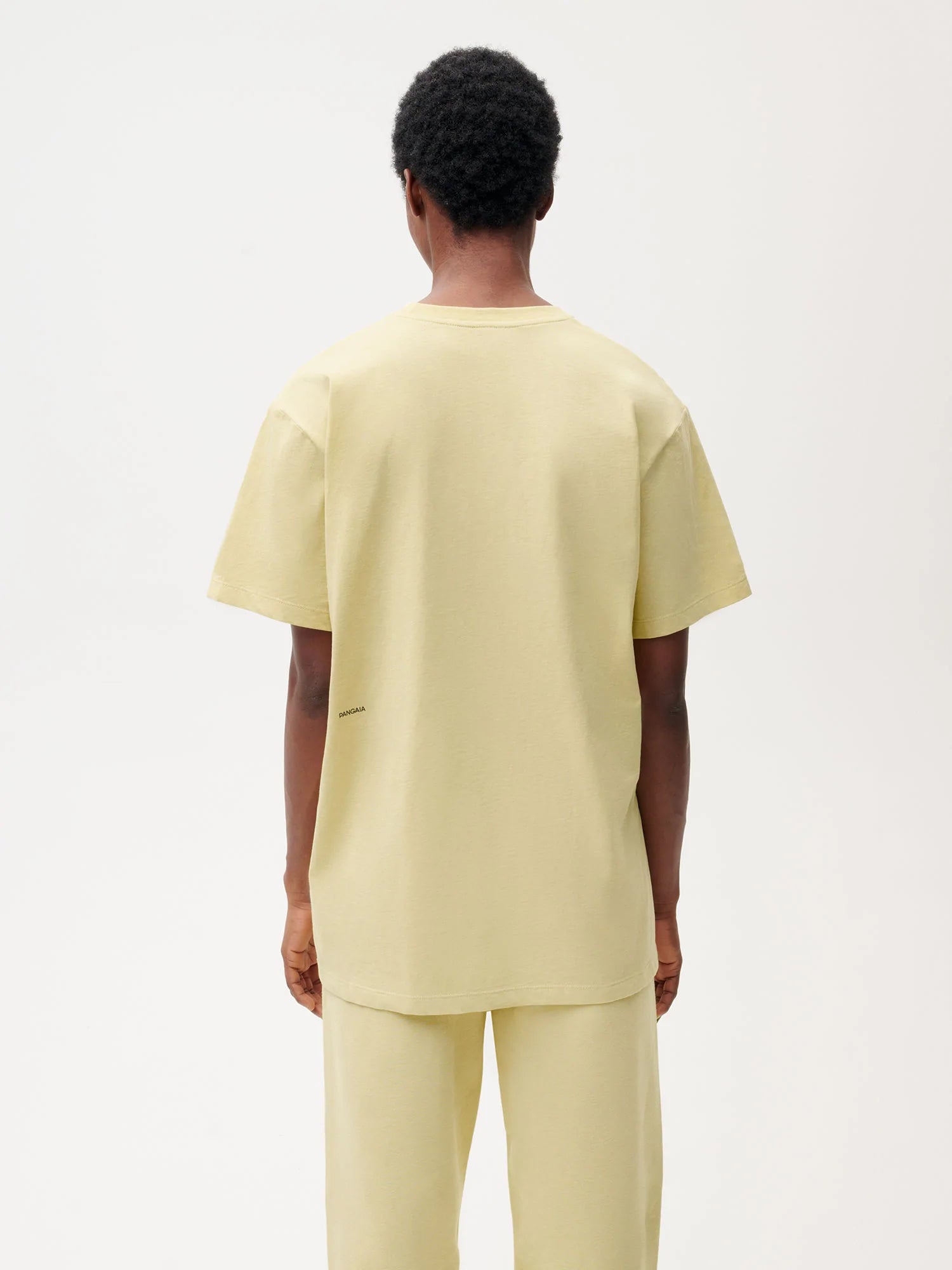 Food-Dye-T-Shirt-Matcha-Female-2