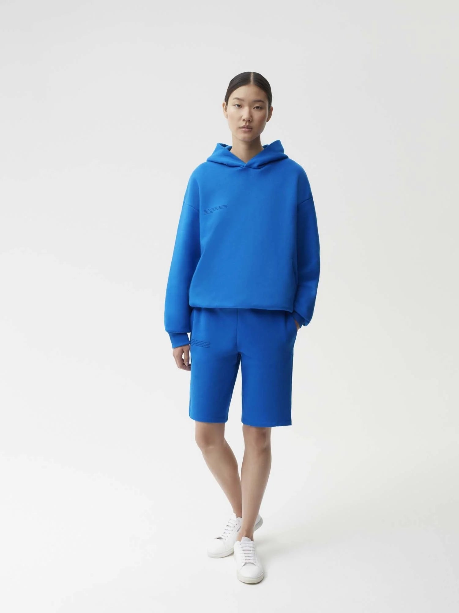 Heavyweight Recycled Cotton Long Shorts Cobalt Blue Female Model