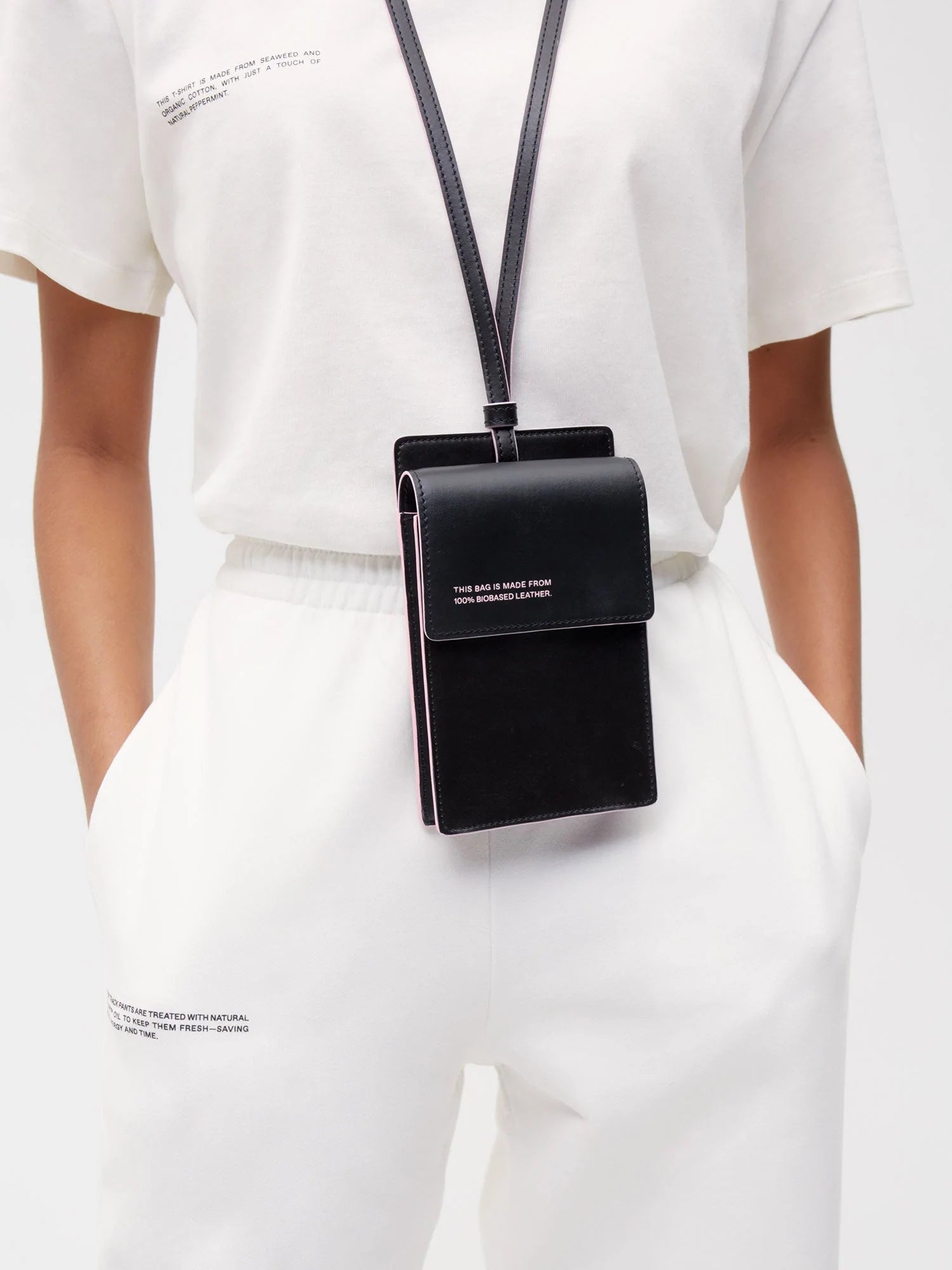 Mirum Pouch Passport Holder Black Sakura Pink Female