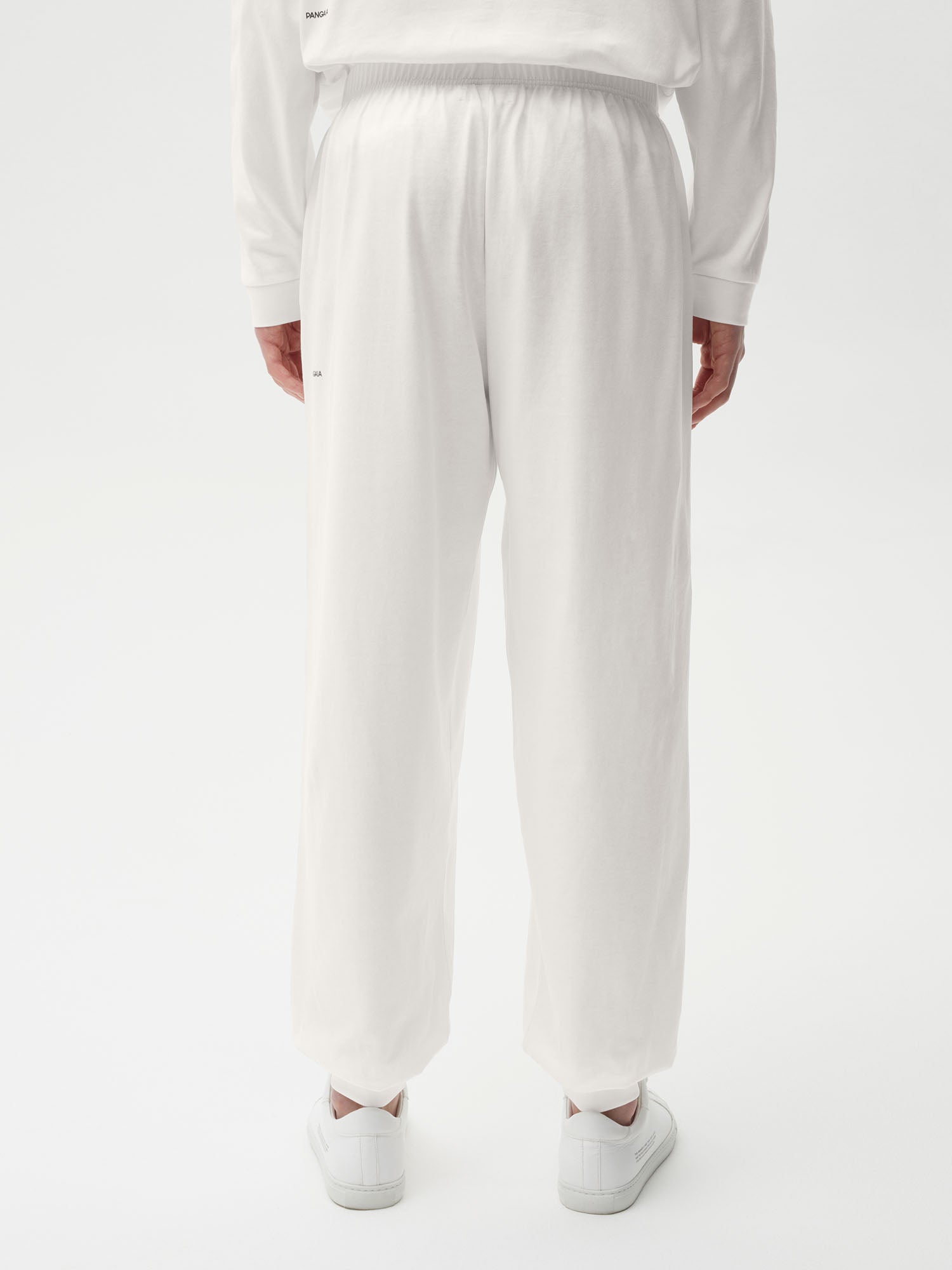 Seaweed Fiber Loungewear Track Pants Off White Model