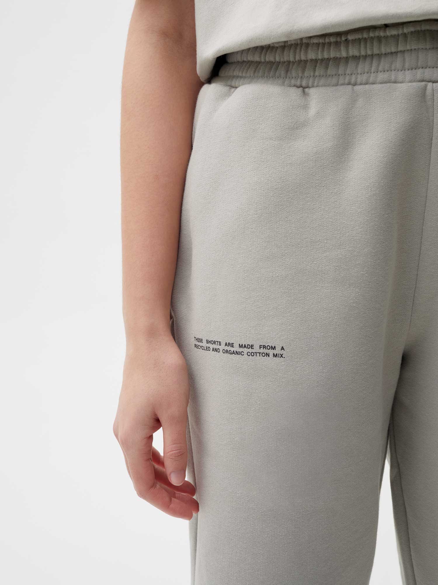 Heavyweight Recycled Cotton Long Shorts Stone Female