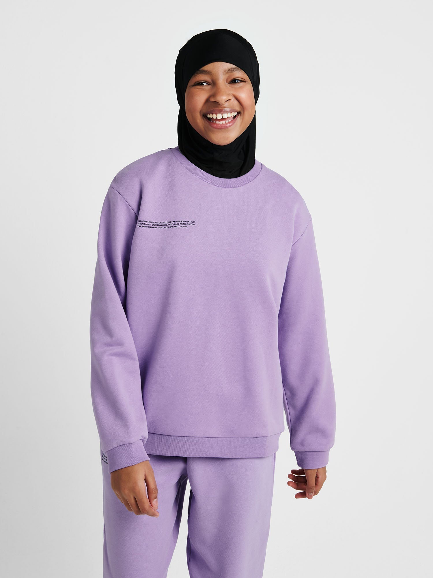 Kids Organic Cotton Sweatshirt Orchid Purple Model