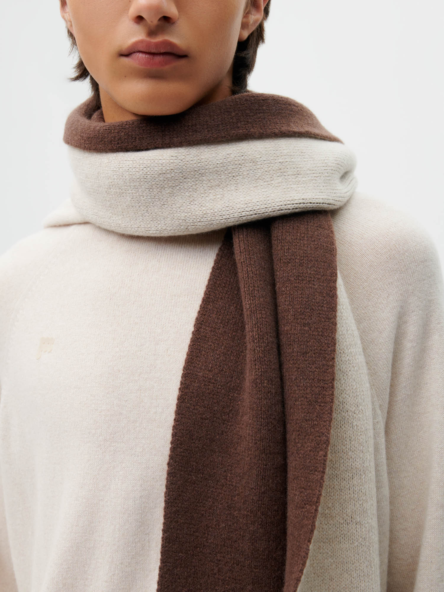 Recycled Cashmere Bicolor Scarf—chestnut brown male