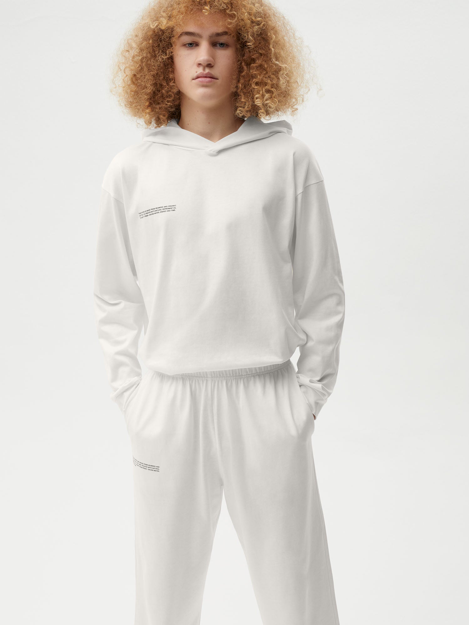 Seaweed Fiber Loungewear Track Pants Off White  Model