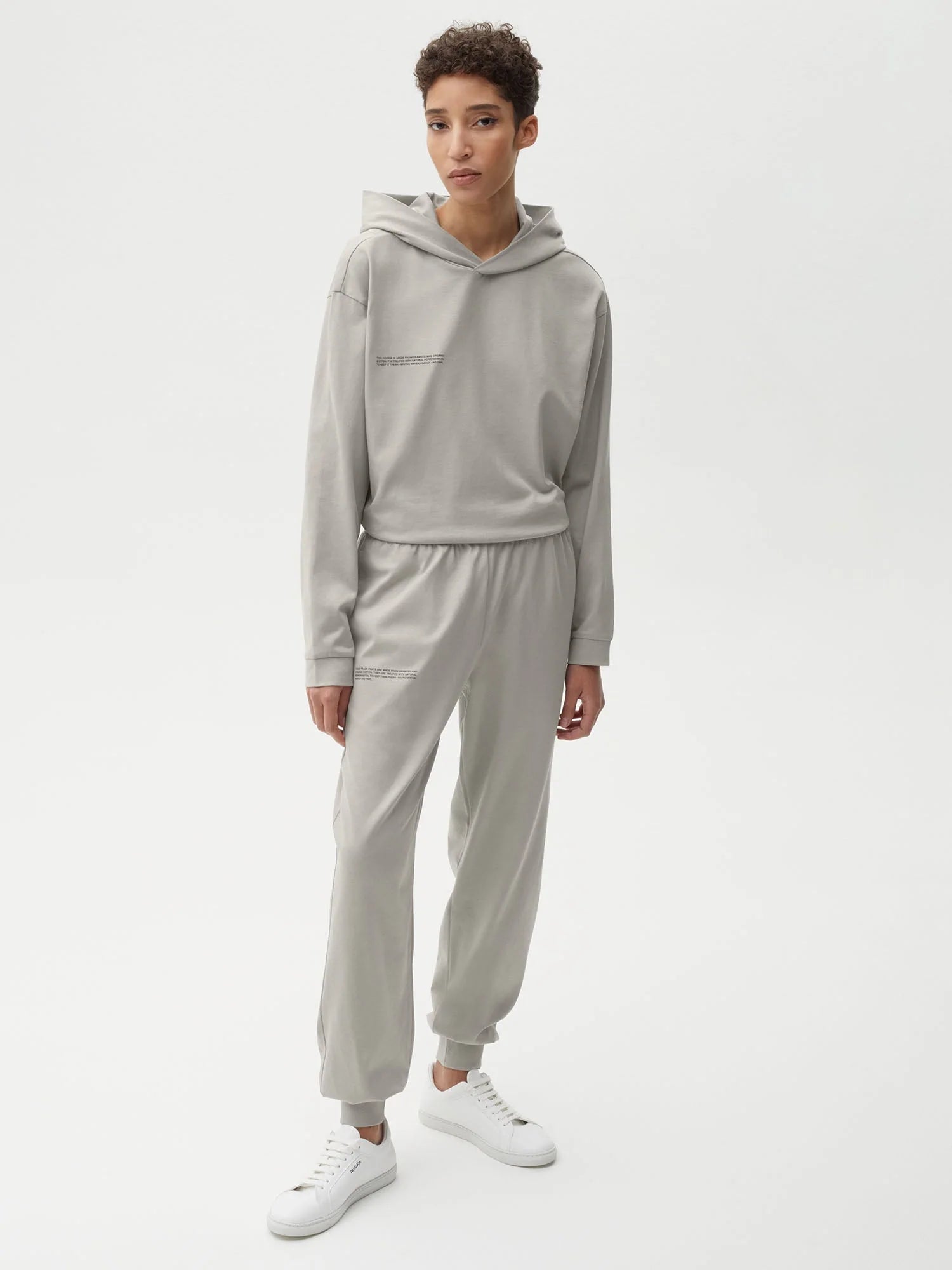 Seaweed Fiber Loungewear Track Pants Stone  Model