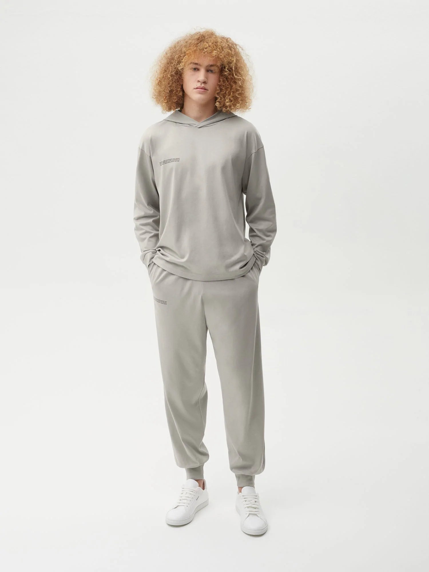 Seaweed Fiber Loungewear Track Pants Stone  Model